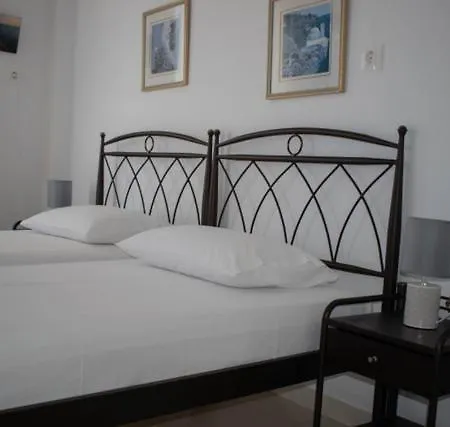 Kouki Maria 招待所 阿波罗尼亚